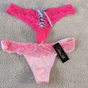 Small Fredericks of Hollywood lace Thongs (BRAND NEW)